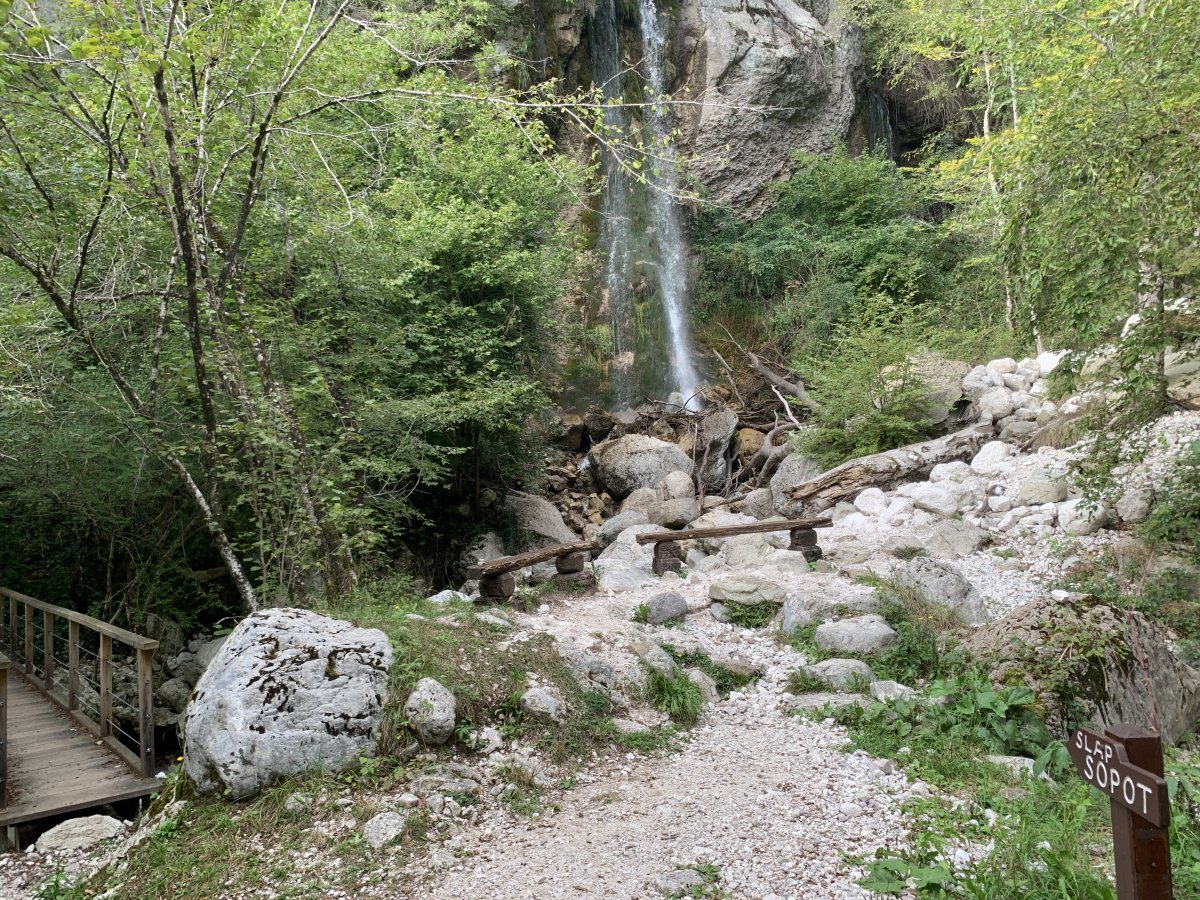 Like it say on the sign, this is Sopot waterfall..